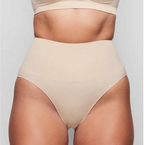 Skims shapewear